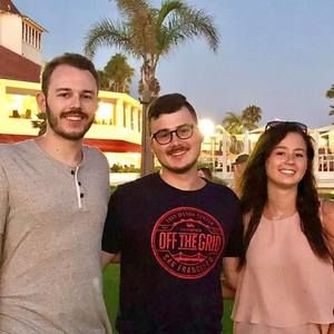 Meet your Posher, Stacy